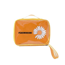 Manufacturers New PVC Small Daisy Cosmetic Bag Portable Travel Clear Wash Storage Bag Quilted Cosmetic Bag With Handle